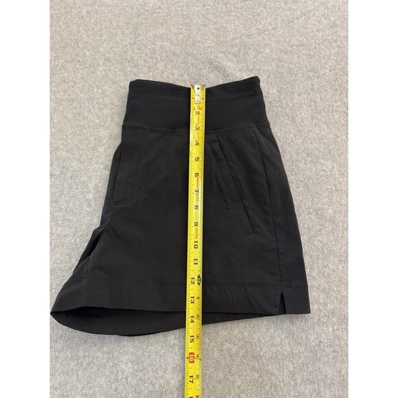 Athleta Womens Black Trekkie North Short - Size 12 - Picture 12 of 14